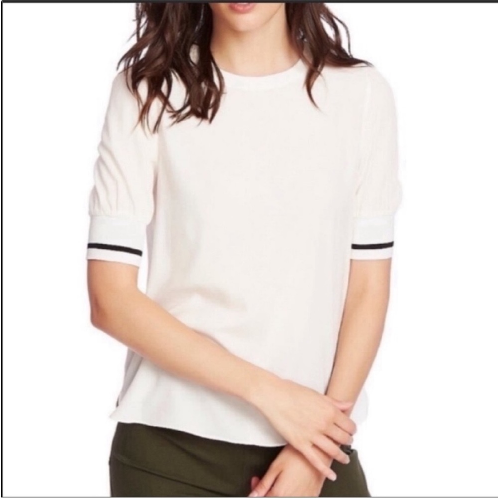 COURT & ROWE Short Sleeve Tipped Rib Trim Blouse
Size 2X